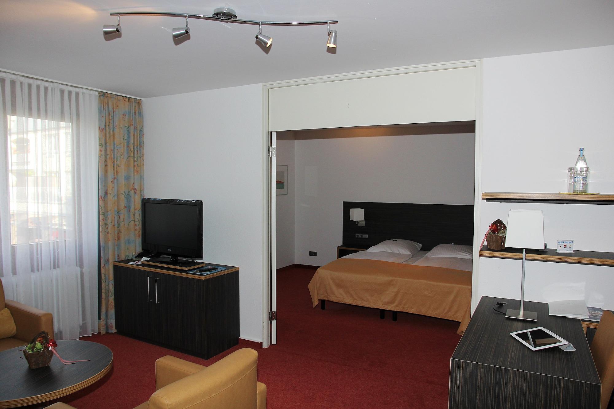 Hotel Gaestehaus Forum Am Westkreuz Munchen Bagian luar foto