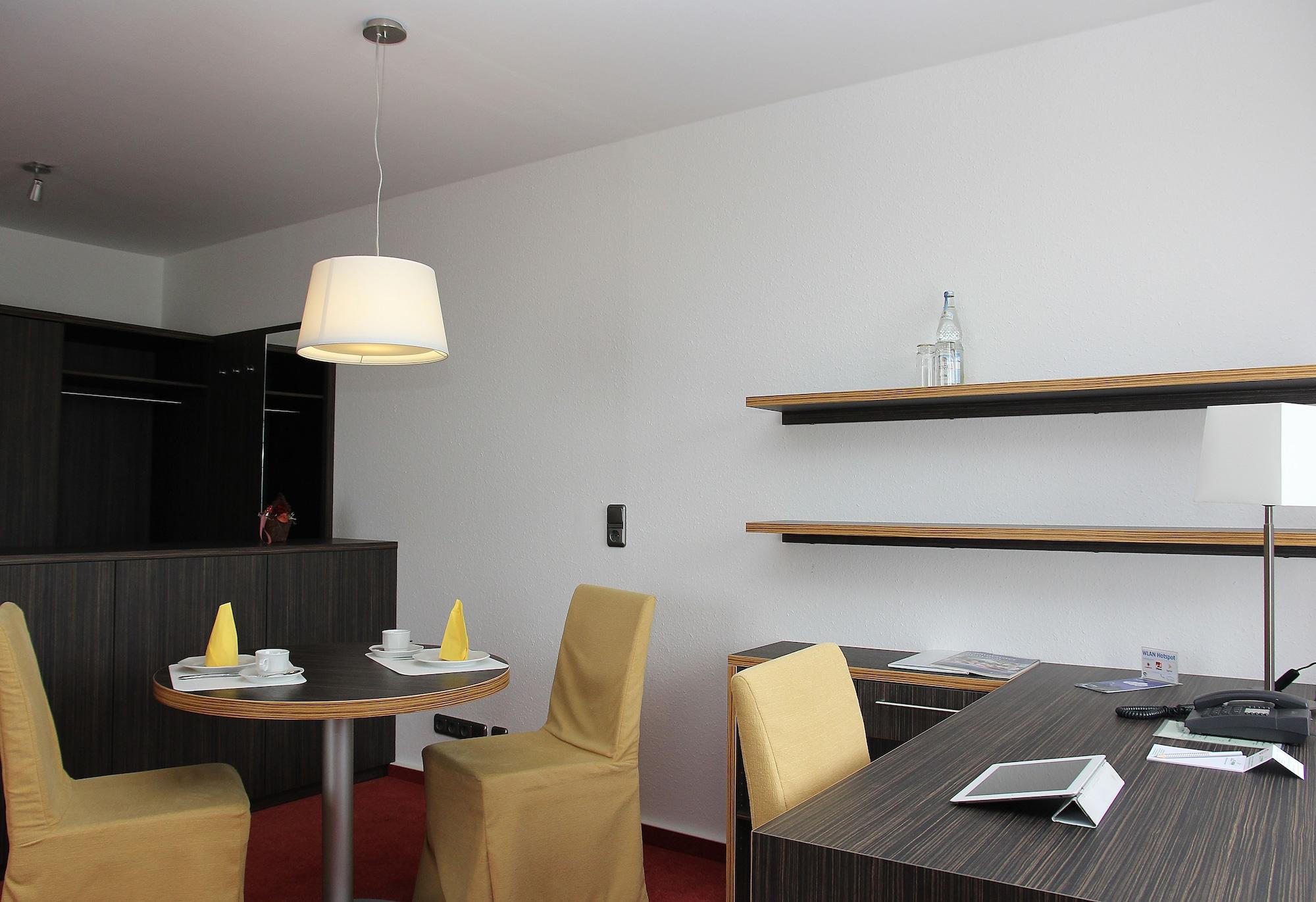 Hotel Gaestehaus Forum Am Westkreuz Munchen Bagian luar foto